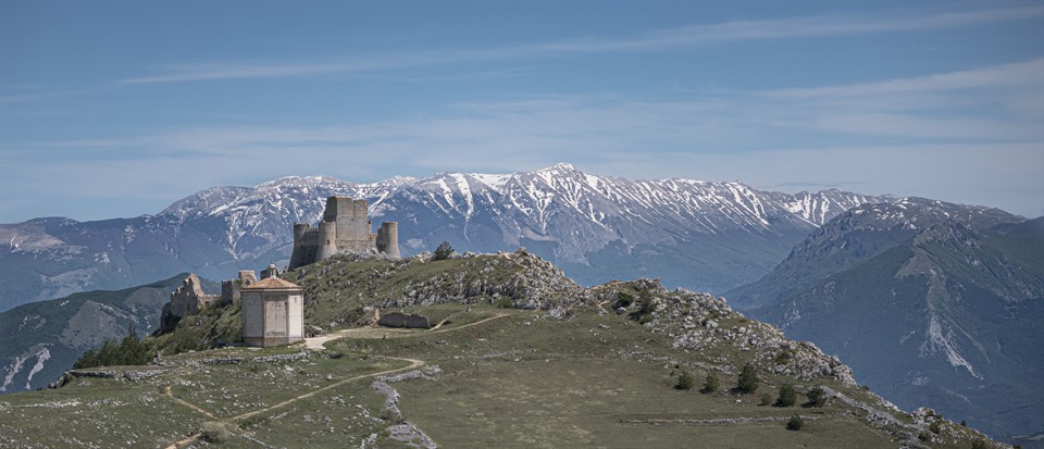 Rocca Calascio e i monti d'Abruzzo